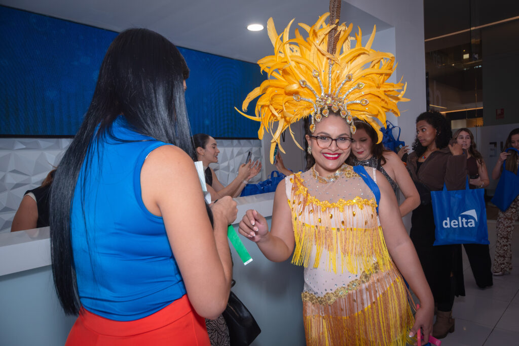 10 años de Equipaje de una mujer