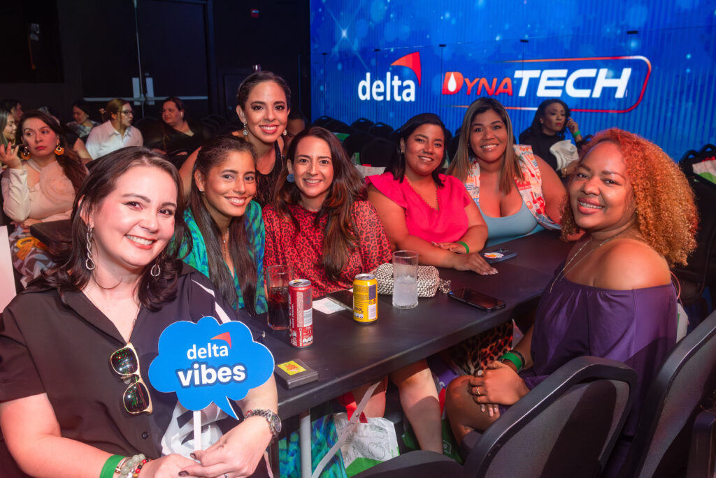 Evento 10 años Equipaje de una Mujer Panamá 2025